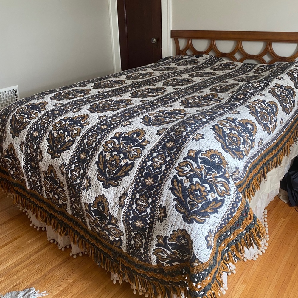 VTG 1960s Brentwood bedspread